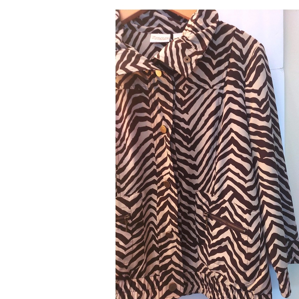 Chicos Zenergy Chic Zebra Print Y2K Revival Jacket Brown Cream Snap Front 1 M - Picture 4 of 8